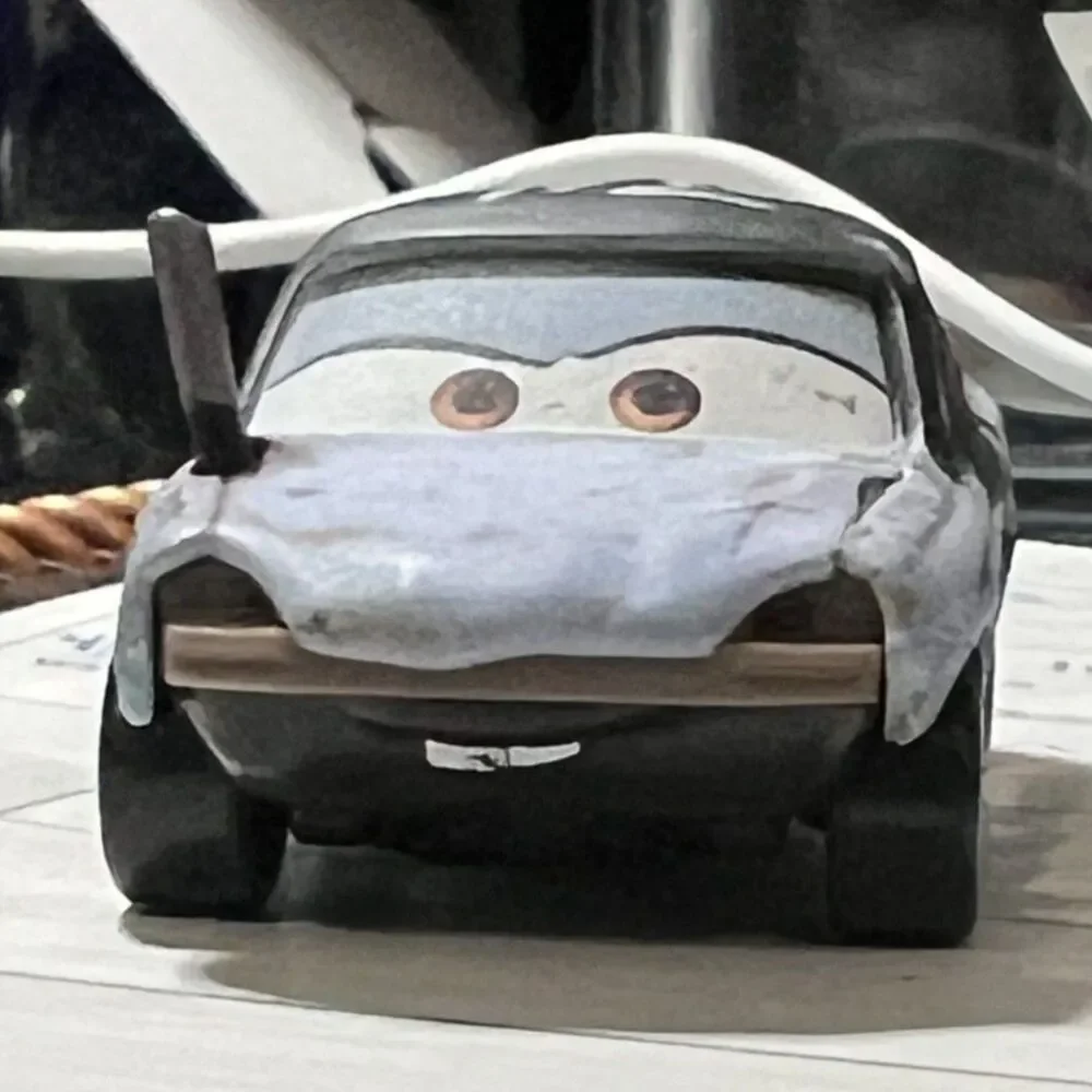 Disney Pixar CARS3 Thunder Hollow Demolition Derby Patty #74 Black Roof